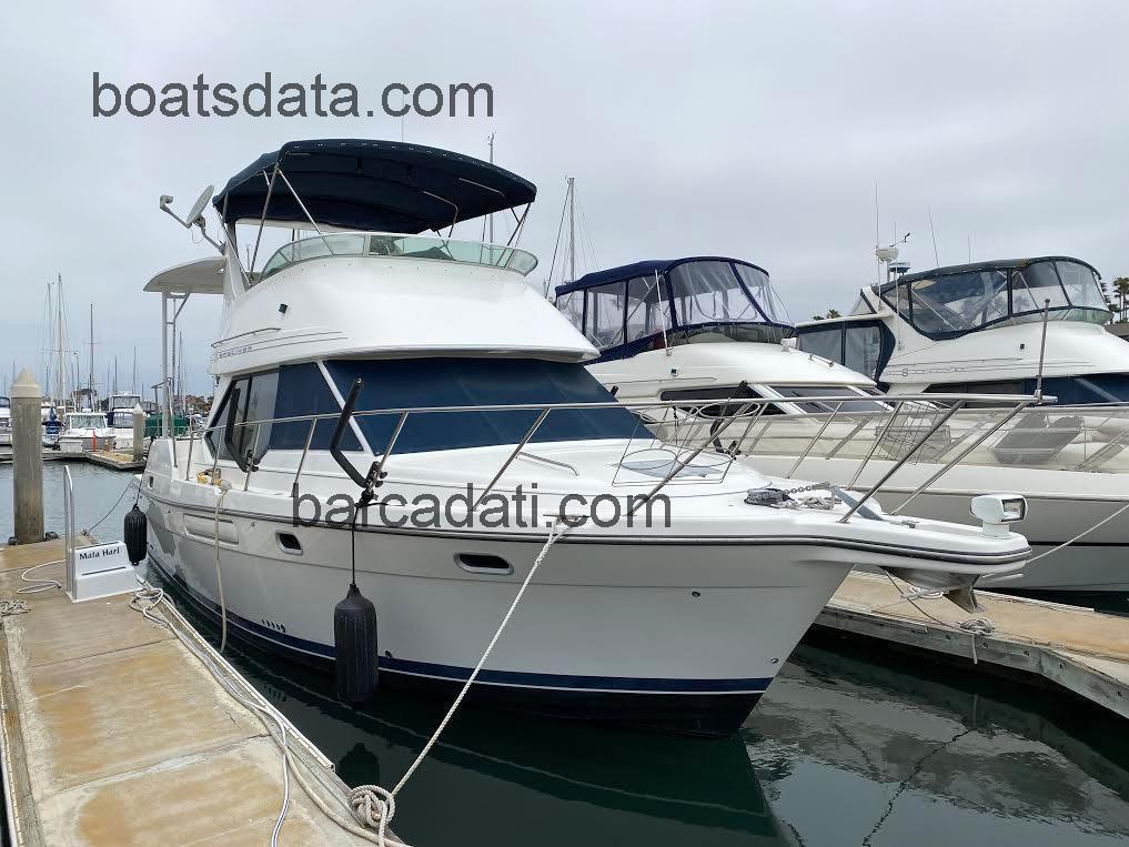 Bayliner 4087 recensioni e scheda tecnica