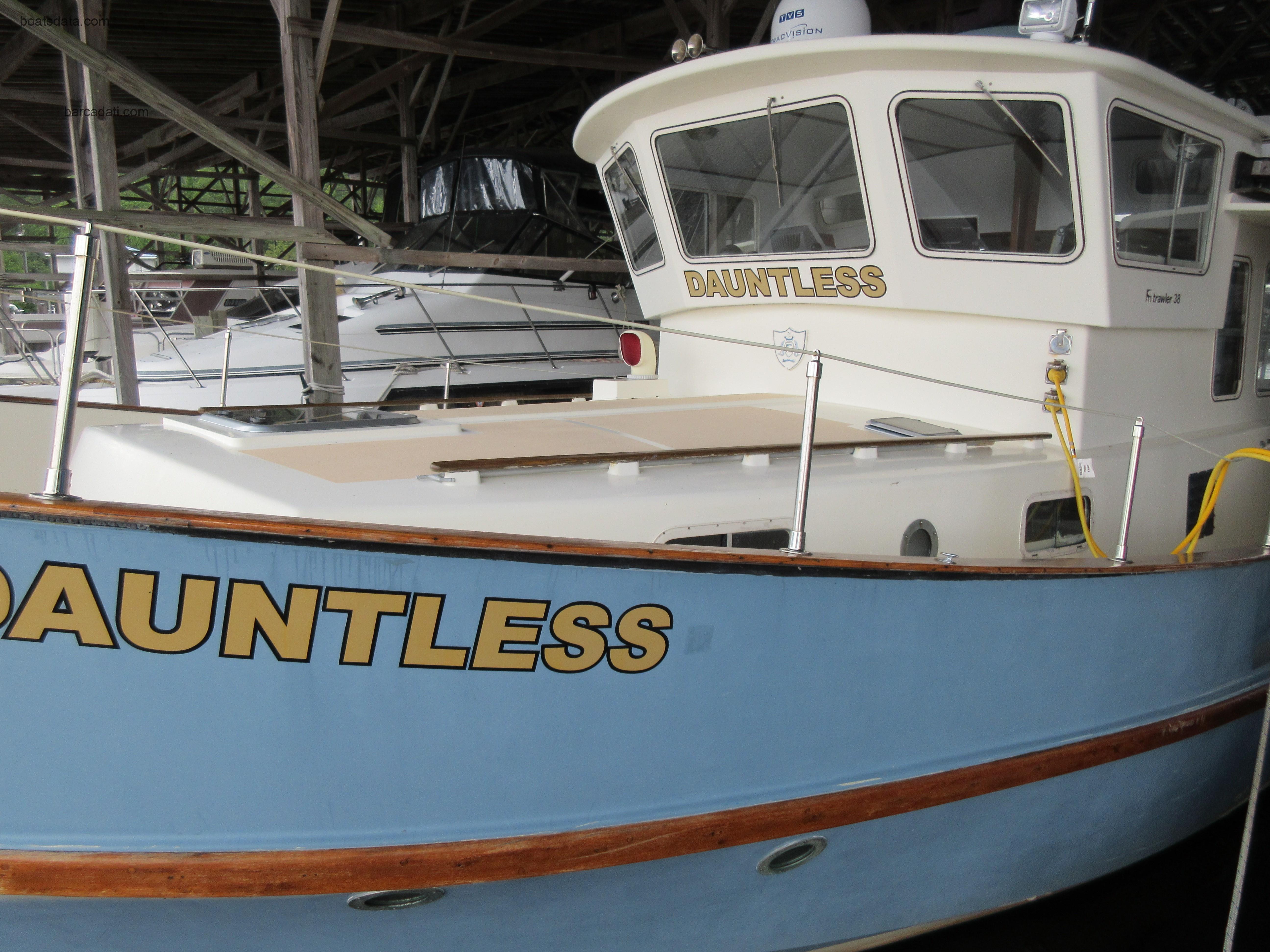 Fisher Trawler 38 recensioni e scheda tecnica