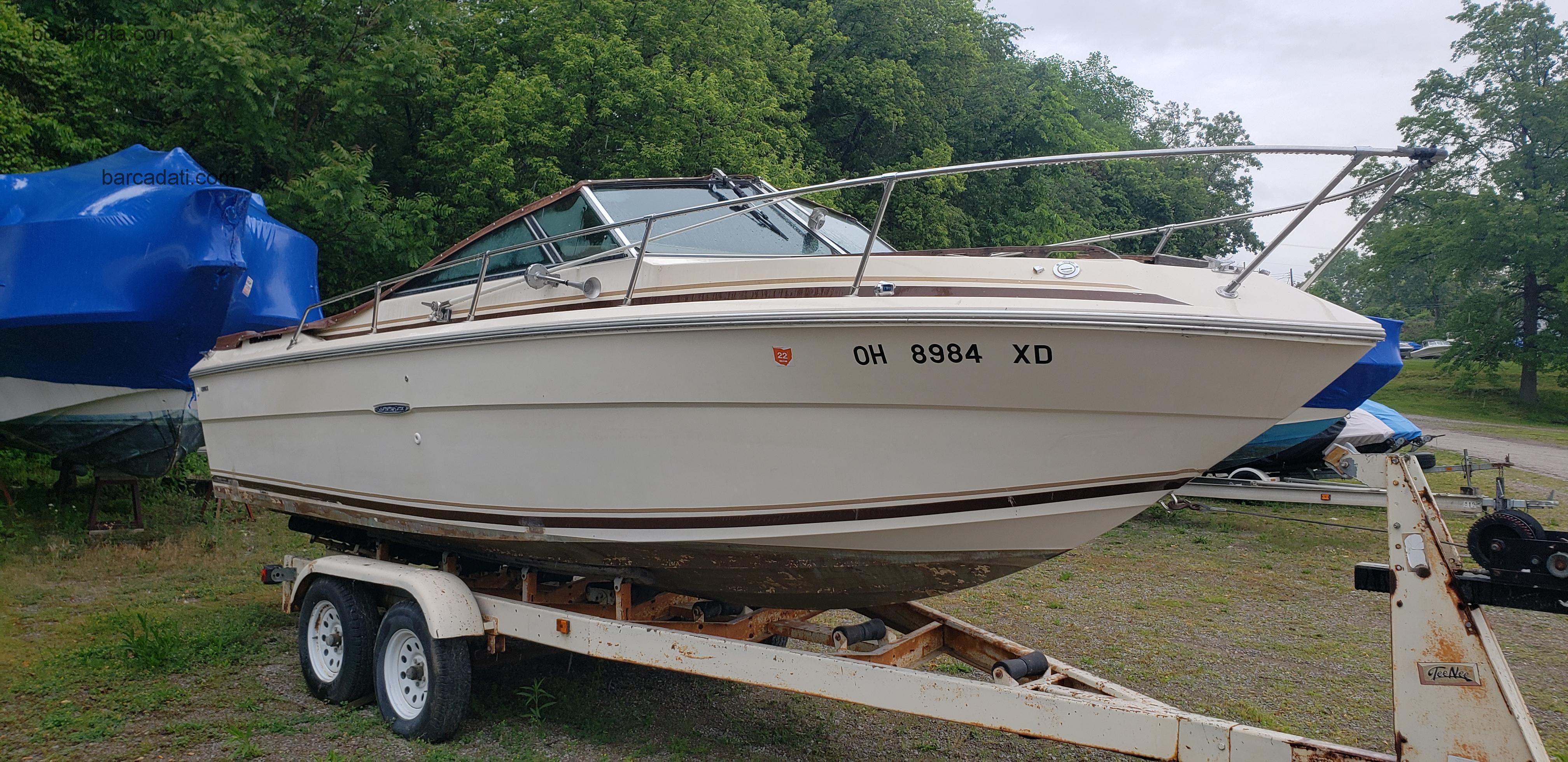 Sea Ray 225 Srv recensioni e scheda tecnica